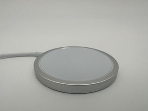 
            
                Load image into Gallery viewer, OEM MagSafe Wireless Charger MHXH3AM/A A2140 iPhone 11/12/13/14
            
        